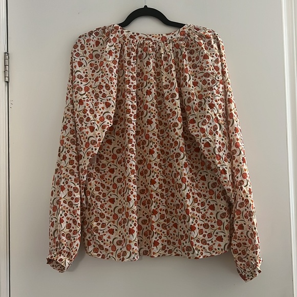 Old Navy Long Sleeve Floral Top‎ - Picture 7 of 12